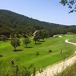 Villa Camelia Pour 8 Personnes Avec Piscine Et Vue Au Domaine De Valcros A Les Maures La Londe-les-Maures